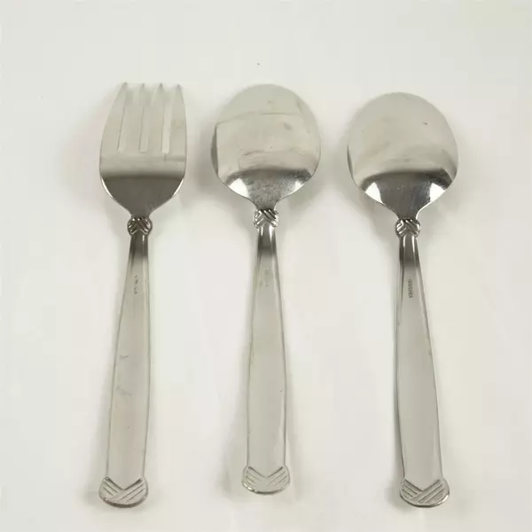 Lot of 3 Oneida Satin Rattan Serving Spoons & Medium Solid Fork 8.25"