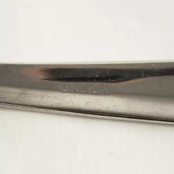 Set of 2 Oneida Satin Rattan Sugar Spoons Stainless Flatware 6"