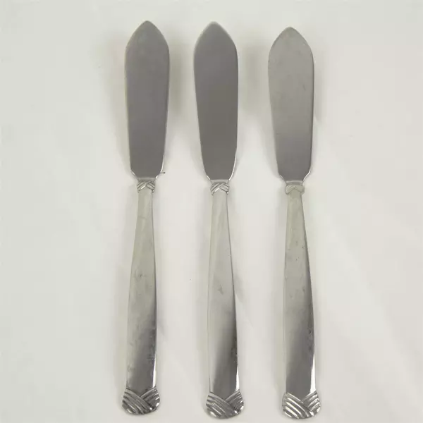 Set of 3 Oneida Satin Rattan Stainless Flat Handle Master Butter Knives