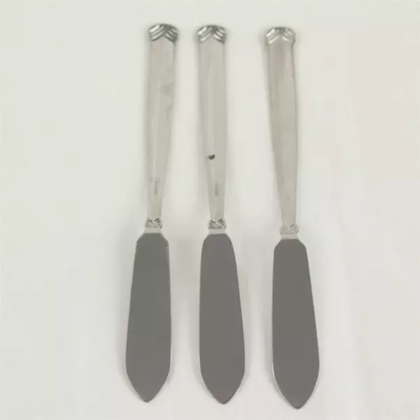 Set of 3 Oneida Satin Rattan Stainless Flat Handle Master Butter Knives