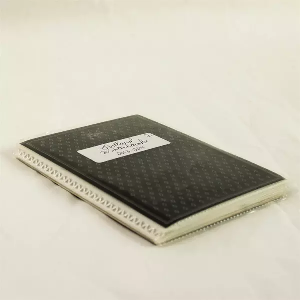 2013-14 Portland Winterhawks Team-Signed Player Photo Ops 6.25x4.5 OG