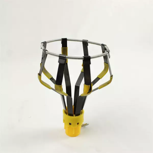 Bay Co Safe-N-Ezy Light Bulb Changer Replacement Parts Only Yellow Black