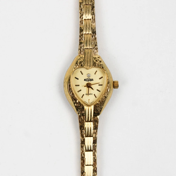 Vintage Medana Gold Tone Heart Shape Women's Wristwatch 6mm Band