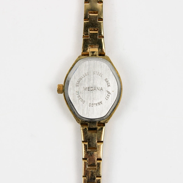 Vintage Medana Gold Tone Heart Shape Women's Wristwatch 6mm Band