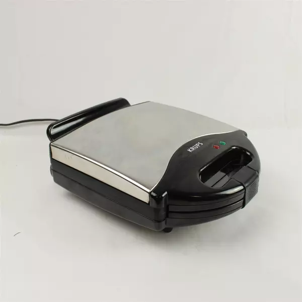 Krups Type 654 4-Slice Belgian Waffle Maker Stainless Chrome Nonstick Untested