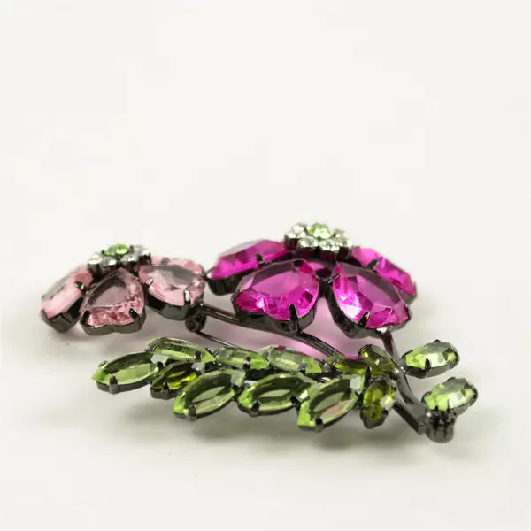 Vintage Rhinestone Flower Brooch Pink Magenta Sparkling Pin 3.5in