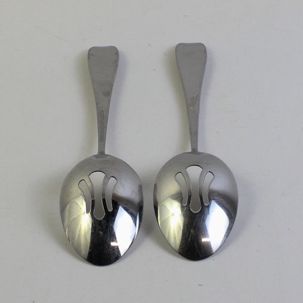 Lot Of 2 Reed & Barton Dalton (Stainless) Flatware Pierced Serving Spoons 8.75"