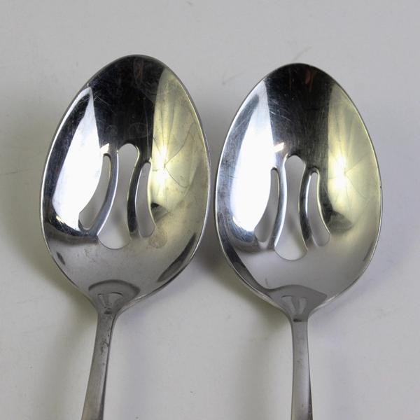 Lot Of 2 Reed & Barton Dalton (Stainless) Flatware Pierced Serving Spoons 8.75"
