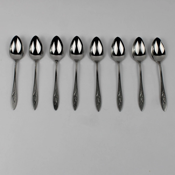 Lot of 8 Oneida Oneidacraft Deluxe Ember Glow Stainless Teaspoons 6" Good