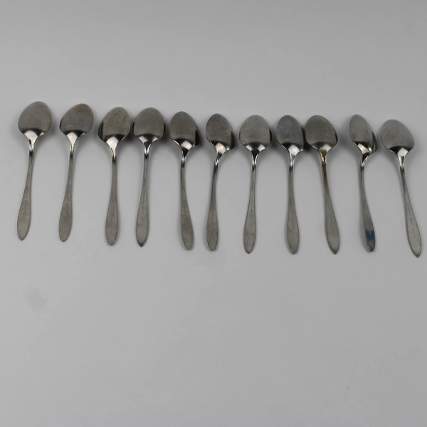 Lot of 11 Oneida Oneidacraft Deluxe Ember Glow Stainless Teaspoons 6" 