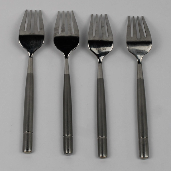 Lot of 4 Oneida Silver Dalton Pattern Stainless Salad Forks 7" Round Handle Good