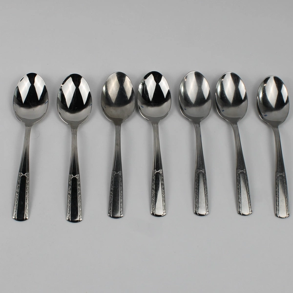 Lot of 7 Providence Plaza Pattern Stainless Oval Shaped Soup Spoons 7.25" Good