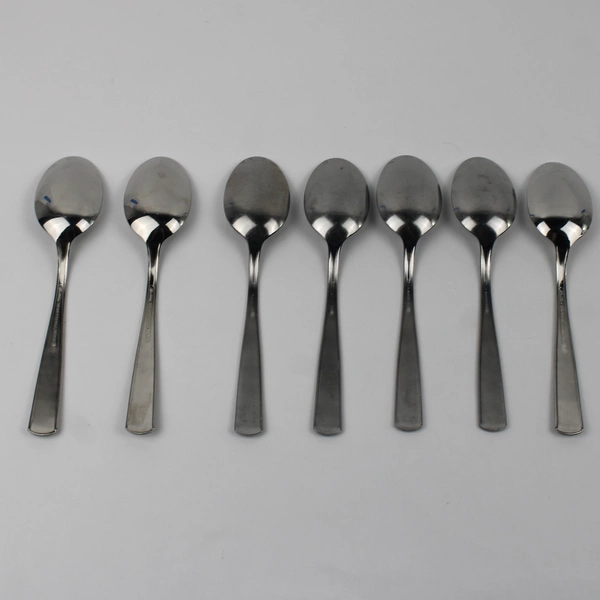 Lot of 7 Providence Plaza Pattern Stainless Oval Shaped Soup Spoons 7.25" Good