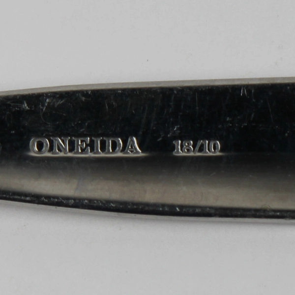 Lot of 2 Oneida Silver Daphne Pattern With Gold Accent Serving Utensils 18/10 SS