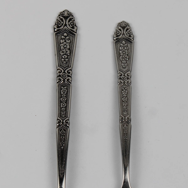 Lot of 2 Oneida Silver Dowry Pattern 1 Dinner Fork 1 Cold Meat Serving Fork Rare