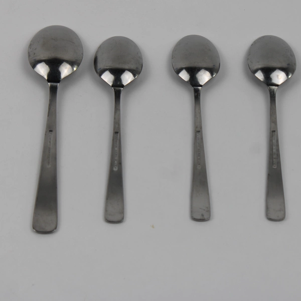 Lot of 4 Oneida (Northland) Dane Pattern 3 Teaspoons 1 Oval Soup Spoon Good HTF