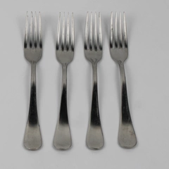 Lot of 4 Zara Home Flatware Unknown Pattern 18/10 Stainless Dinner Forks 8" 