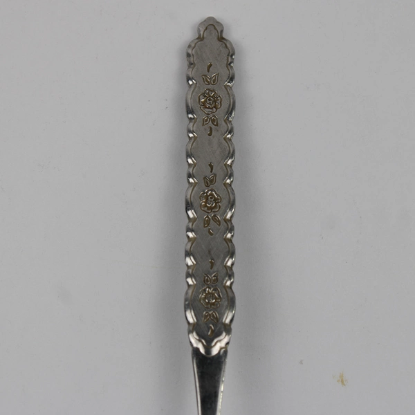 Lot of 4 Oneida Silver Rose Queen Pattern Stainless Teaspoons 6" Good