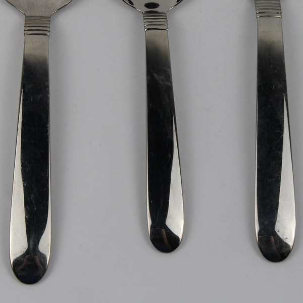 Lot of 3 Oneida Silver Raffia Pattern Various Stainless Soup Spoons Rare Good