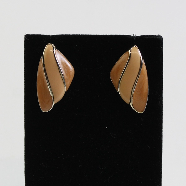 Vintage Sparkly Peach Enamel Gold-Tone Stud Earrings