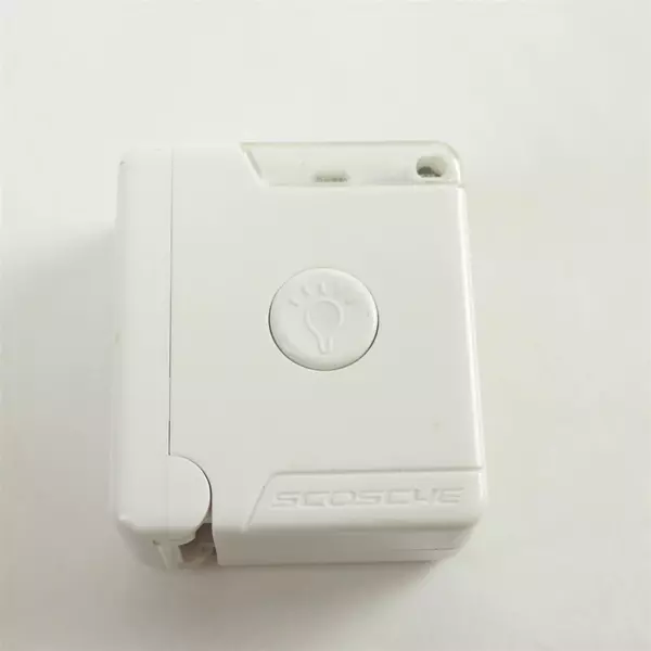 Scosche ReviveLite Home Charger with Nightlight iPhone 4 IPHC