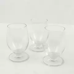 Set of 3 Clear Glass Wine Glasses