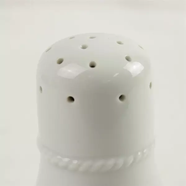 Regalia White Ceramic Salt Shaker 5.5in Pre-Owned Clean Classic