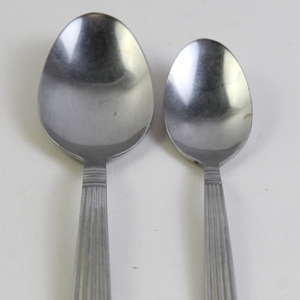 Lot of 2 Cuisinart Arcadia Pattern Ribbed Oval Soup Spoon Serving Spoon