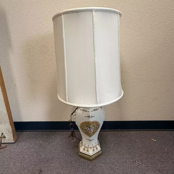 Vintage Hand Painted Gold Trim Porcelain Urn Shaped Lamp Drum Shade