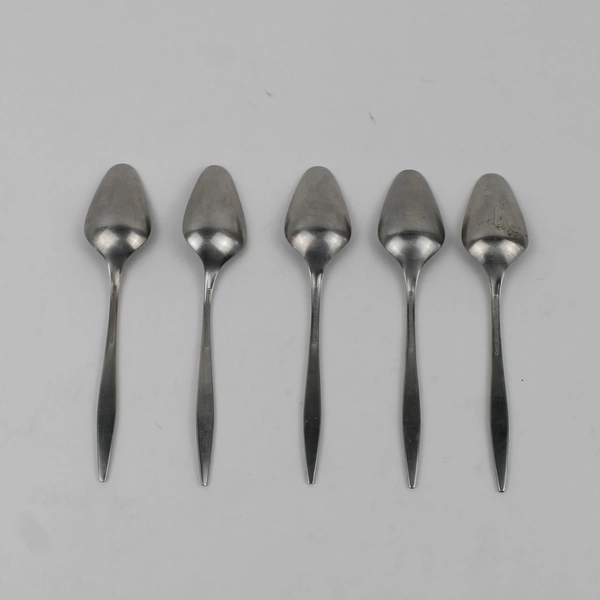 Lot of 5 International Silver Astra Pattern Teaspoons 6.25" Long Good