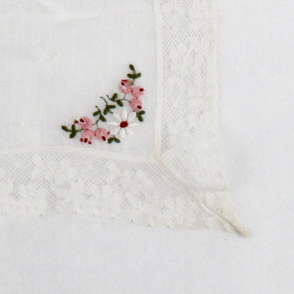 Vintage Pink Flower Embroidered White Lace Trim Handkerchief
