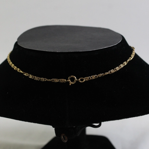 Vintage Avon Cameo Pendant Necklace Blue, White, and Gold-Toned