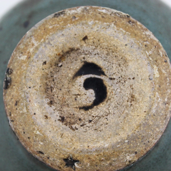 Handmade Unmarked Green/Orange Round Ceramic Vase 3.25" Tall Decorative