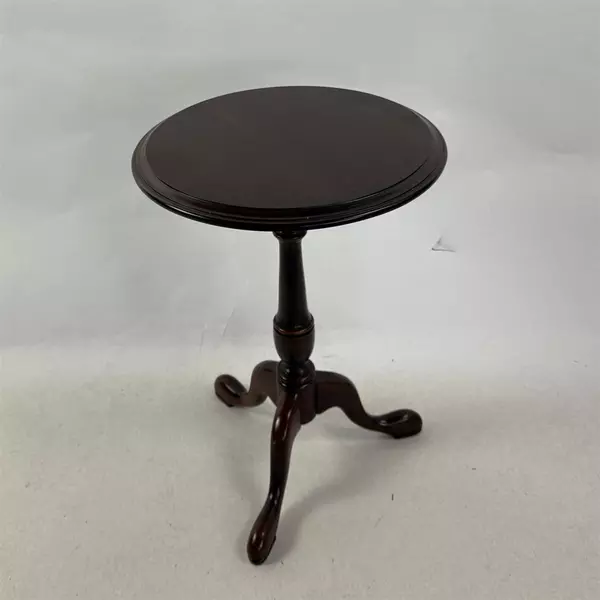 Vintage Ethan Allen Mahogany Wood Georgian Pedestal End Table 