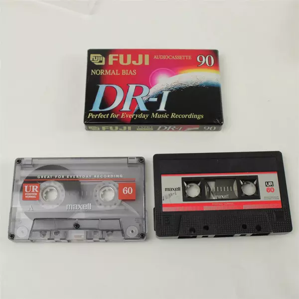 Lot of 5 Blank 60 and 90 Minute Audio Cassette Tapes Sony Fuji Maxell