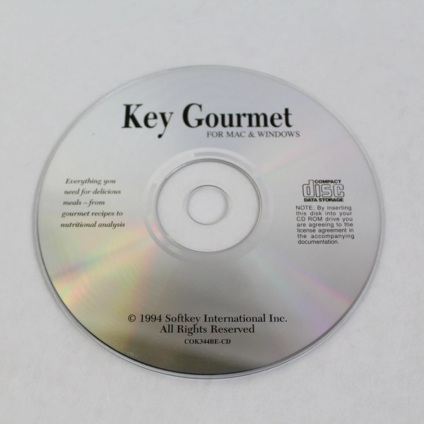 Lot Of 2 Cookbooks on CD Key Gourmet 1994 & World's Largest Cookbook 1999