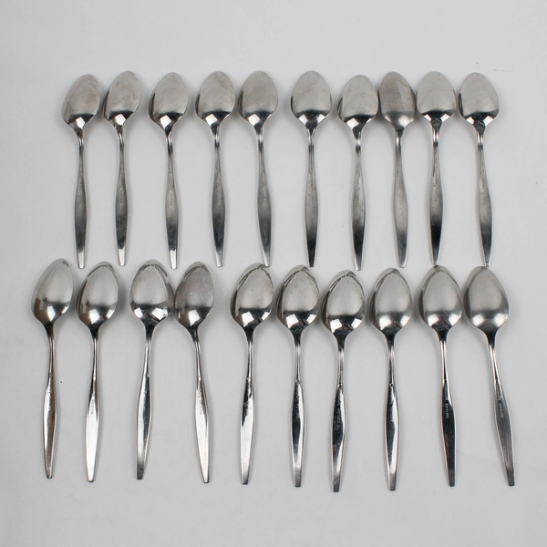Set of 20 Oneida Community Woodmere Teaspoons Stainless Steel Glossy Finish