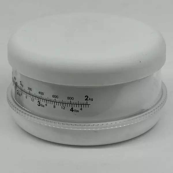 Vintage Round White Plastic Kitchen Food Scale 4 lb / 2 kg