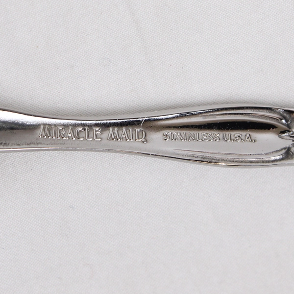 A Set of 4 Miracle Maid MMA2 Pattern Teaspoons Stainless Steel 6 Inches