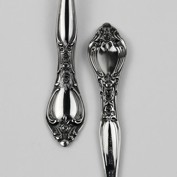 A Set of 4 Miracle Maid MMA2 Pattern Oval Soup Spoons Stainless Steel 6.75 Inch