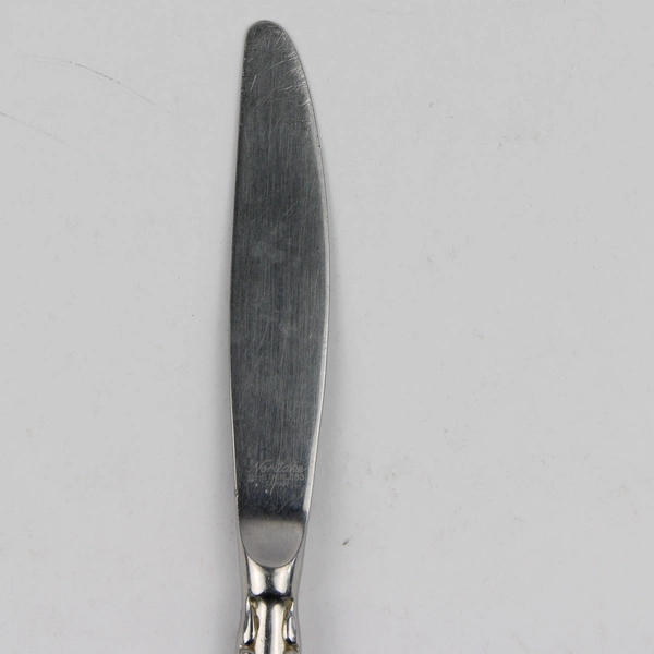 Vintage Noritake Serenade Pattern Dinner Knife 18/8 Stainless 8.5 Inches