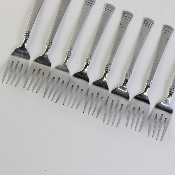 Lot Of 8 Cambridge Silver Codie Pattern Salad Forks 6.25" All the Same Backs SS