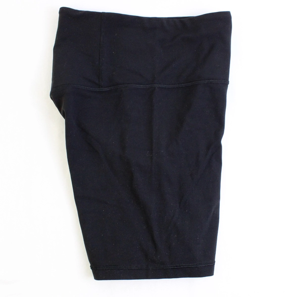 Athleta Women's M Black Ultra High Rise Elation 7" Pull On Shorts