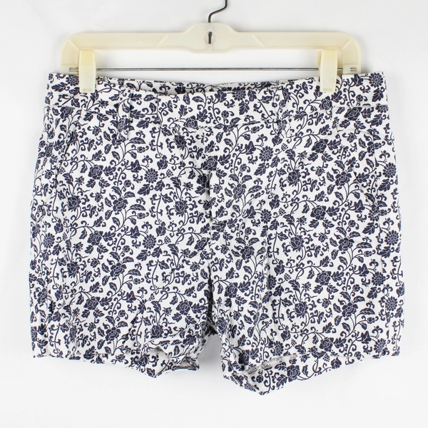 Level 99 Blue Floral Shorts Women's Size 28