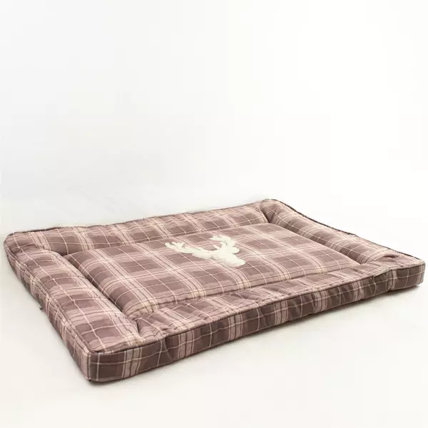 Paws Indian Red Padded Pet Bed Deer