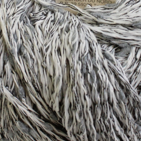 Ball of Berger du Nord Grey and White, Made in France