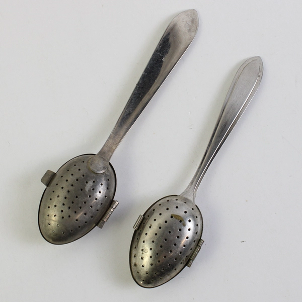 Lot of 2 Vintage Loose Leaf Tea Infuser Spoons
