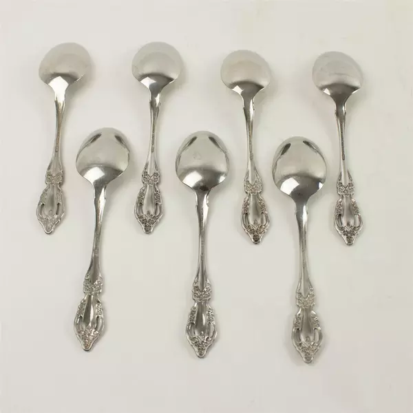 Set of 7 Oneida Raphael Stainless Oval Soup Spoons 