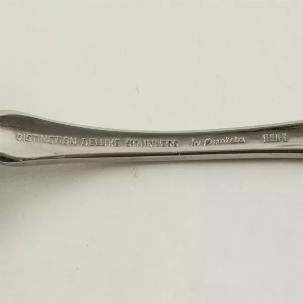 Set of 6 Oneida Raphael Stainless Oval Soup Spoons