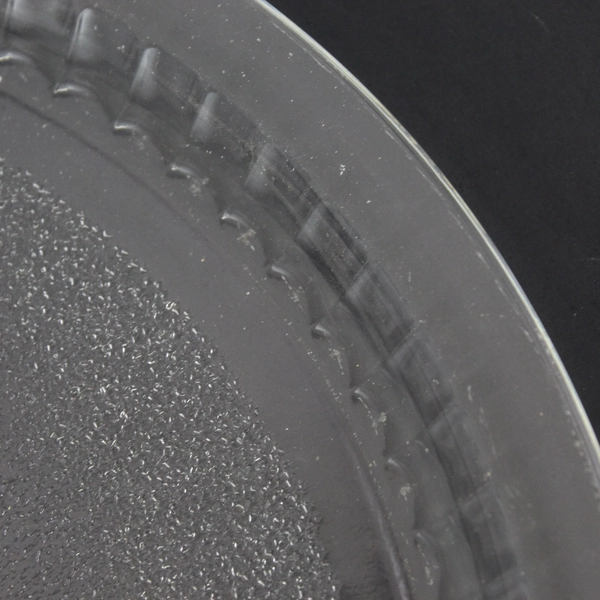 Glass Serving Platter Textured Bottom 13.5in Round